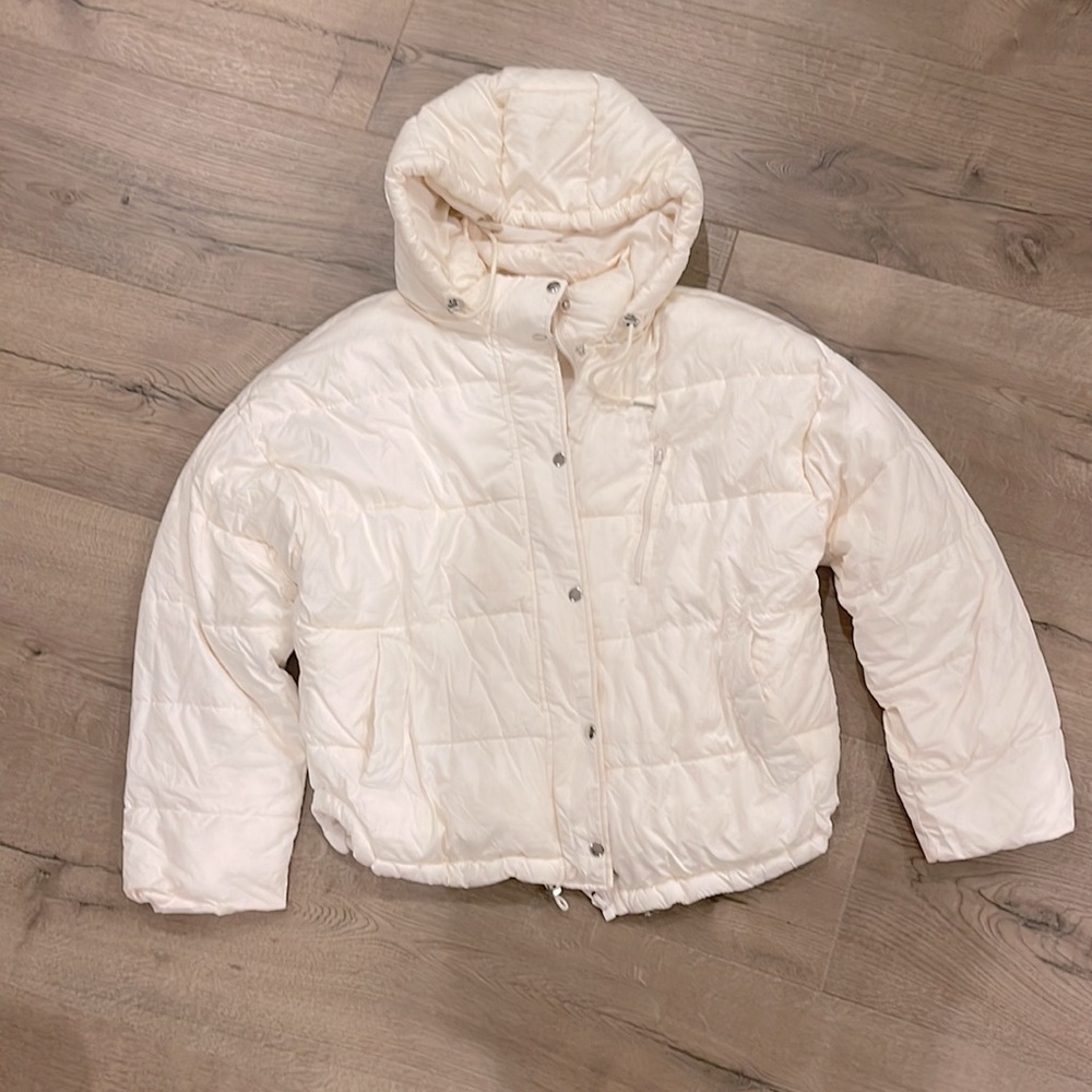 URBAN OUTFITTERS Mae Hooded (Removable) Oversized Puffer Jacket